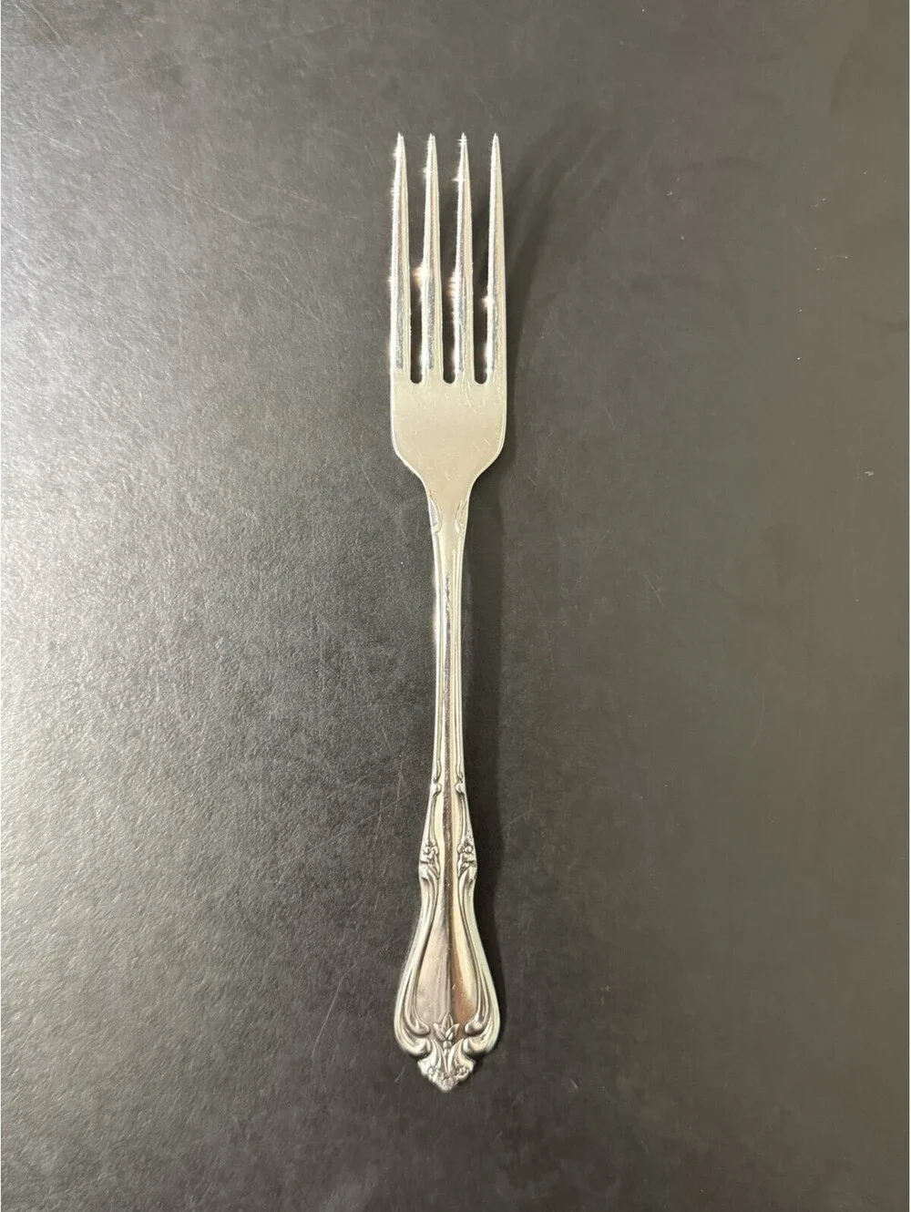 Oneida Briarwood All-American Stainless 7 1/4” Dinner Fork WM Dalton USA Floral